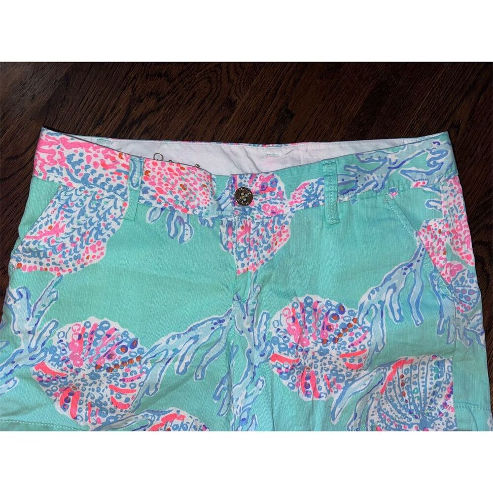 Lilly Pulitzer Women's Chino Shorts Size 8 Mint Callahan Fansea Print Summer - Picture 2 of 6